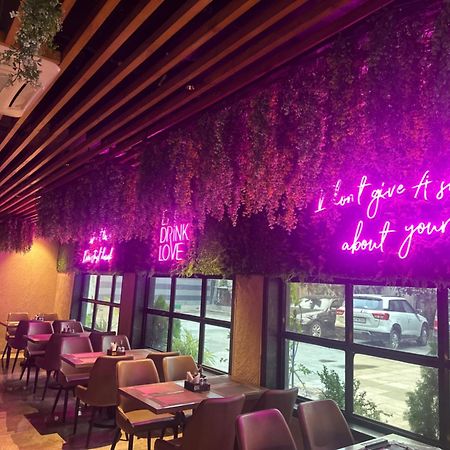 Hotel Merakee - Near Dahisar Mira Road Mumbai מראה חיצוני תמונה
