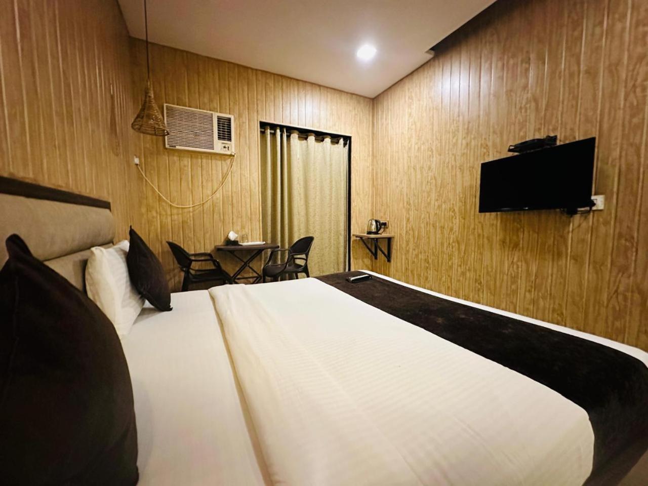 Hotel Merakee - Near Dahisar Mira Road Mumbai מראה חיצוני תמונה